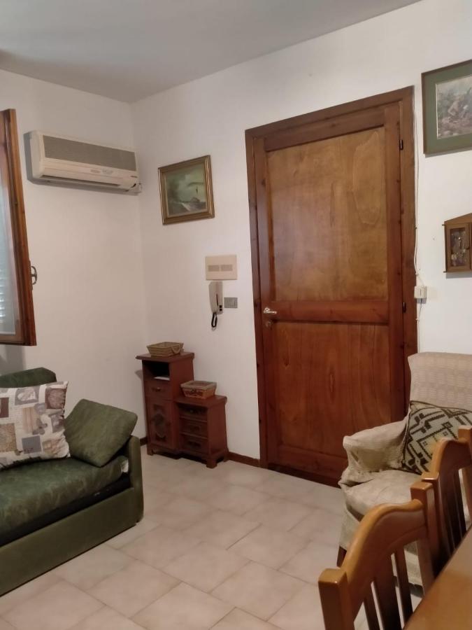 La Casedda Di Zietta Aggius Luaran gambar